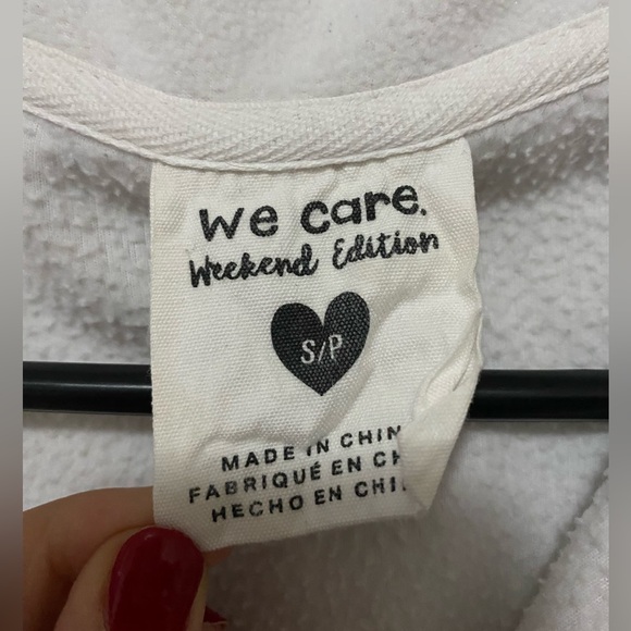 White quarter zip - Picture 3 of 3